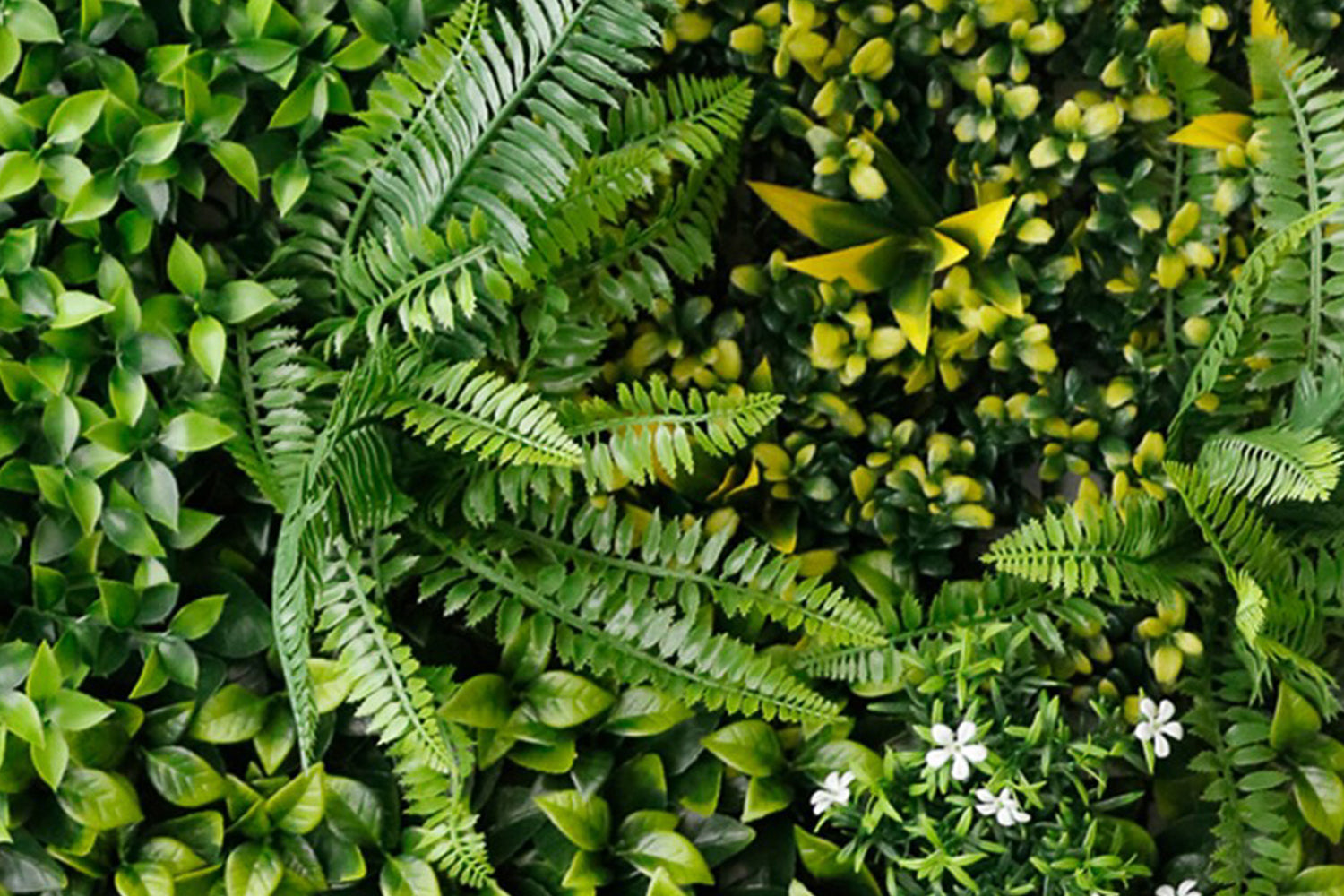 Modulare Kunstpflanzen-Hecke | Martina Frühling | Rote Teppiche